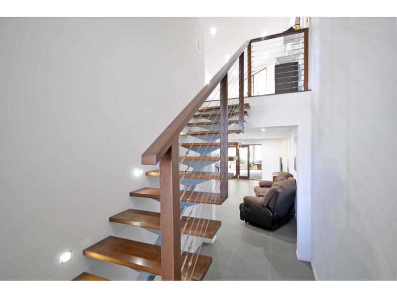 67 Ware Drive, Currumbin Waters QLD 4223