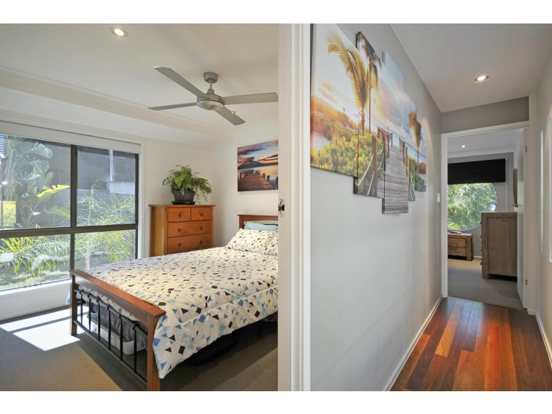 67 Ware Drive, Currumbin Waters QLD 4223