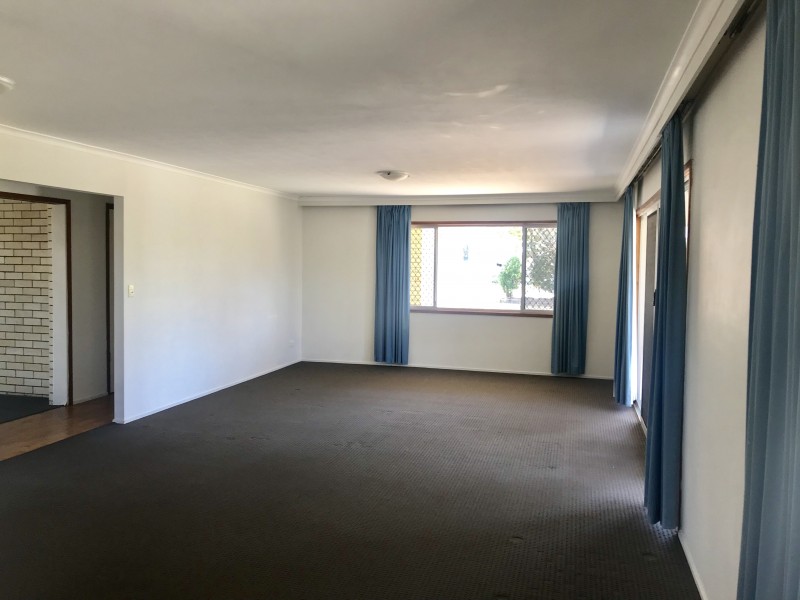2 Marlin Court, Palm Beach QLD 4221