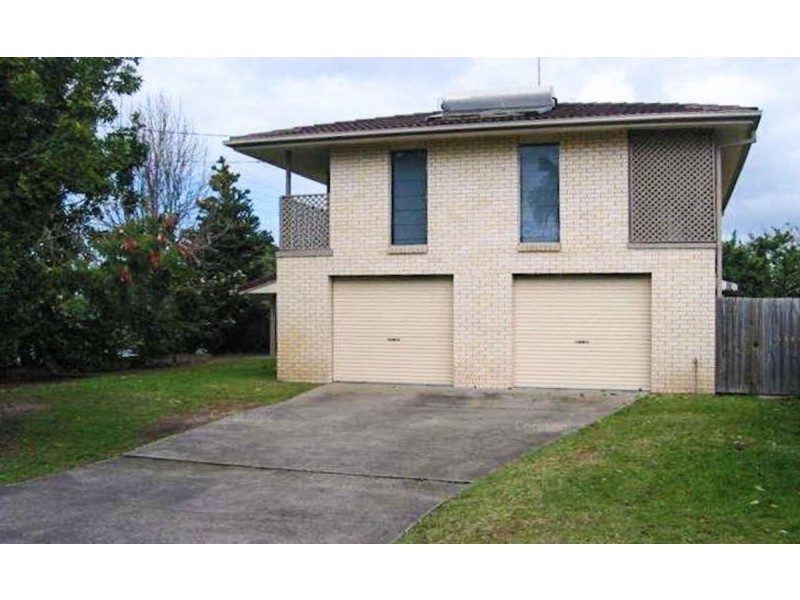 2 Marlin Court, Palm Beach QLD 4221