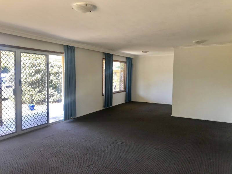 2 Marlin Court, Palm Beach QLD 4221