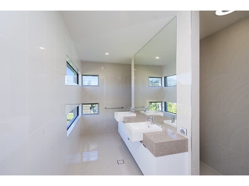 1/67 Stapylton Street, Coolangatta QLD 4225