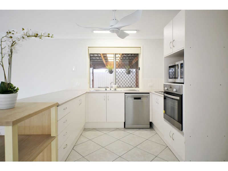 15 Sonama Court, Burleigh Waters QLD 4220