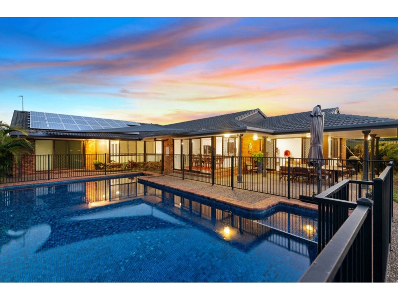 13 Kentia Court, Elanora QLD 4221