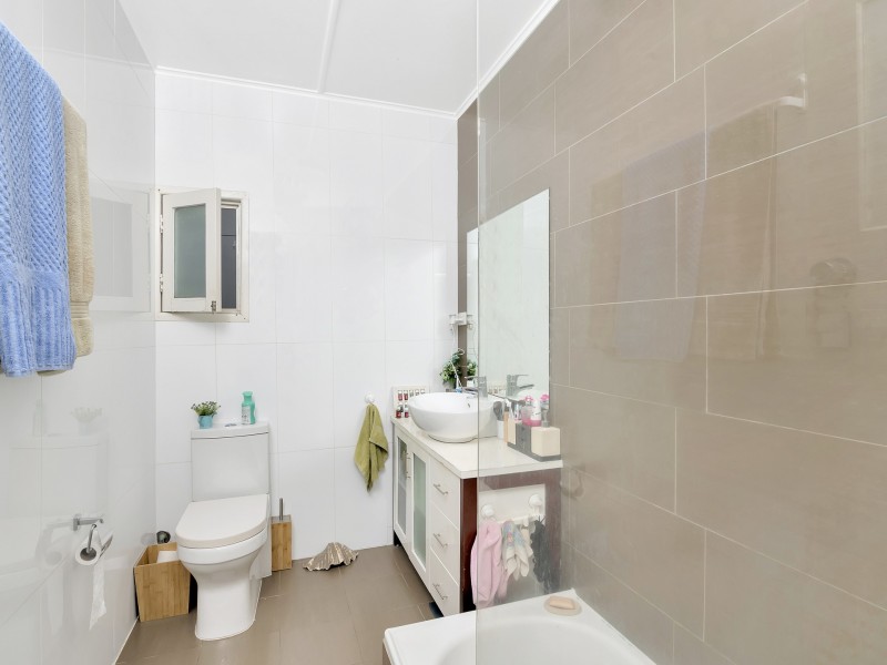 2/1424 Gold Coast Highway, Palm Beach QLD 4221