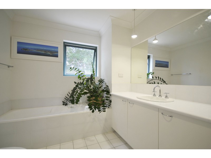 32/9 Domain Road, Currumbin QLD 4223