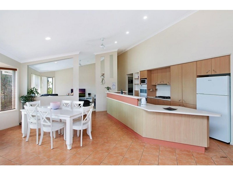 2 Barton Place, Terranora NSW 2486