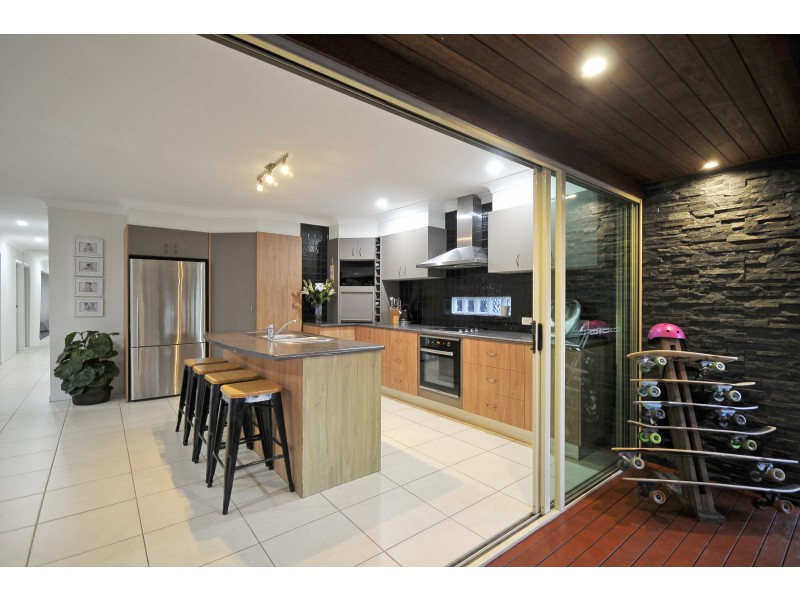 20 Iluka Street, Palm Beach QLD 4221