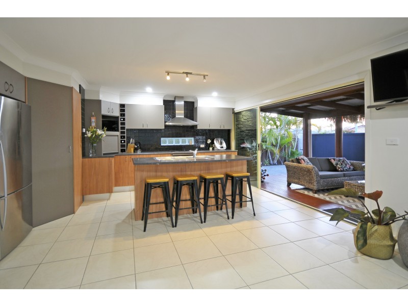 20 Iluka Street, Palm Beach QLD 4221