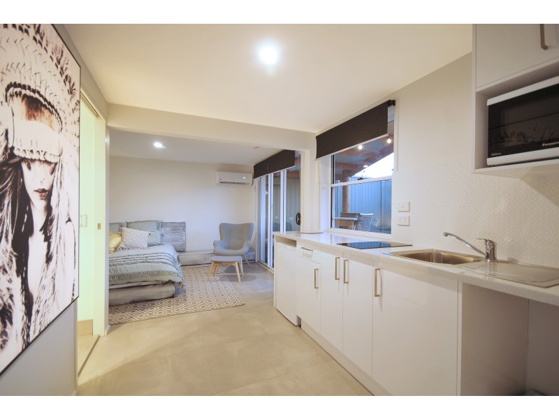 20 Iluka Street, Palm Beach QLD 4221