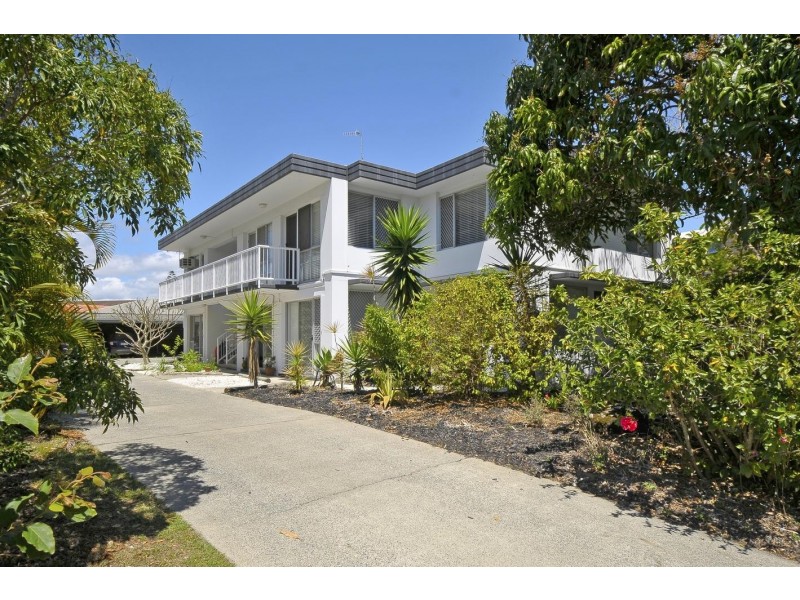 2/20 Mawarra Street, Palm Beach QLD 4221