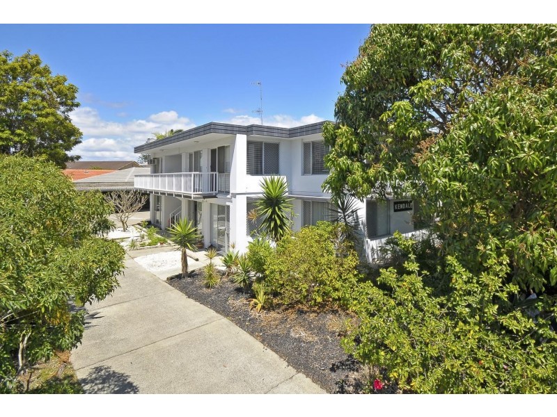 2/20 Mawarra Street, Palm Beach QLD 4221