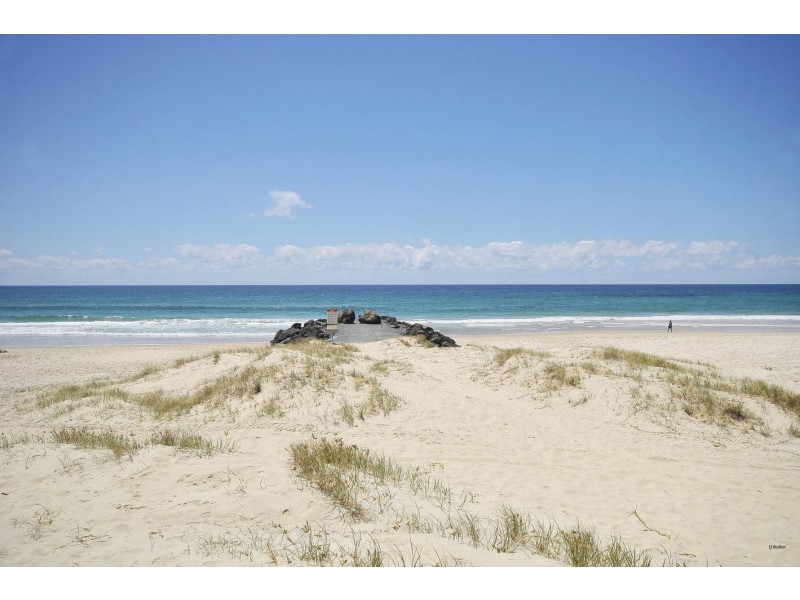 2/20 Mawarra Street, Palm Beach QLD 4221