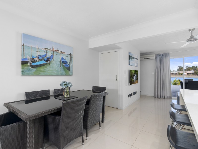 114/2 Coolgardie Street, Elanora QLD 4221