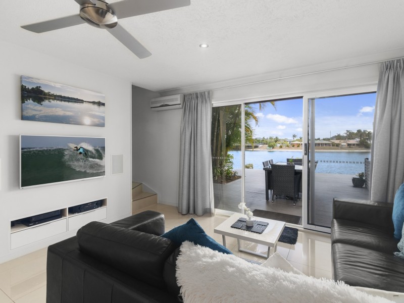 114/2 Coolgardie Street, Elanora QLD 4221