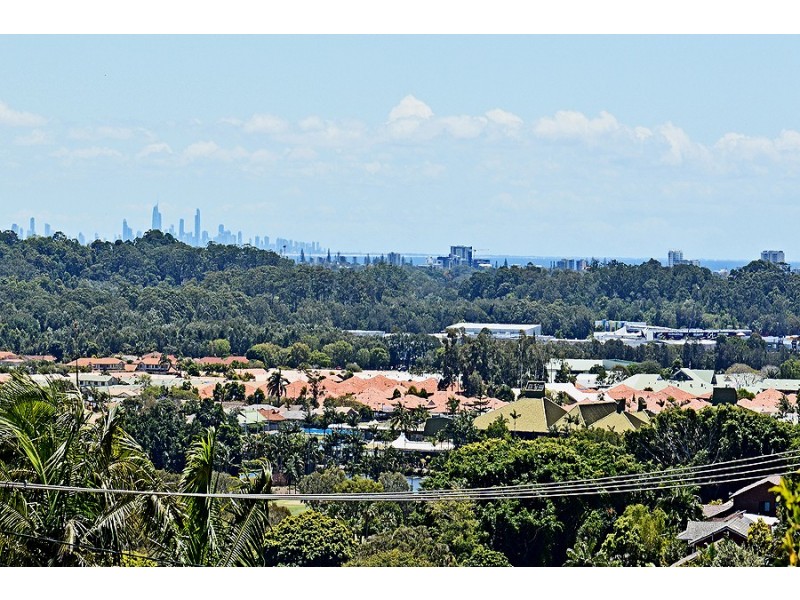 2 Durigan Place, Banora Point NSW 2486