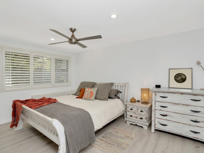 19 Walsh Street, Currumbin QLD 4223