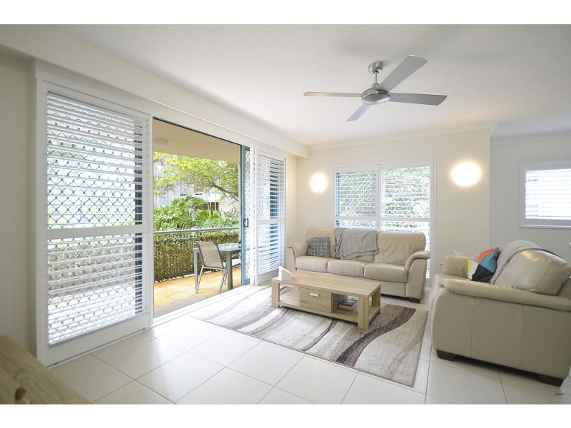 11/955 Gold Coast Highway, Palm Beach QLD 4221