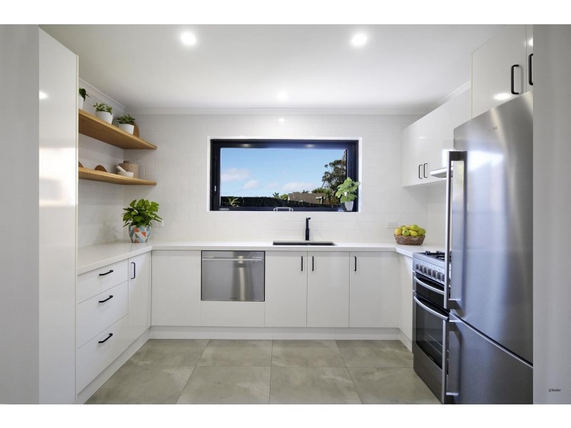 7/10 Twenty First Avenue, Palm Beach QLD 4221