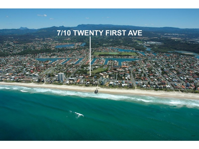 7/10 Twenty First Avenue, Palm Beach QLD 4221