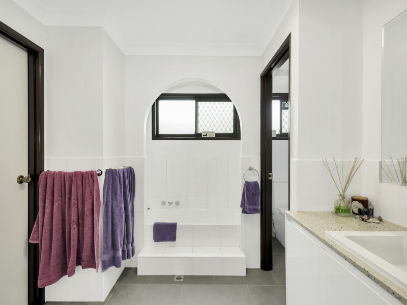 1/10 Leyte Avenue, Palm Beach QLD 4221