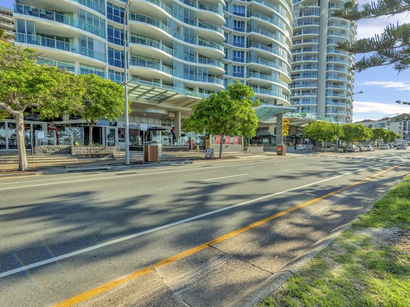 8 & 9/120 Marine Parade, Coolangatta QLD 4225