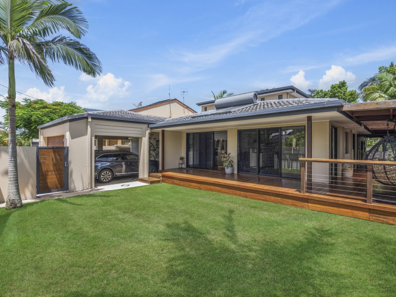 10 Tabilban Street, Burleigh Heads QLD 4220