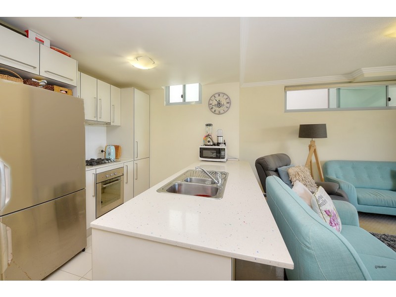 1106/10 Fifth Avenue, Palm Beach QLD 4221