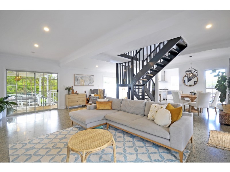 19 Beaumont Court, Currumbin Waters QLD 4223