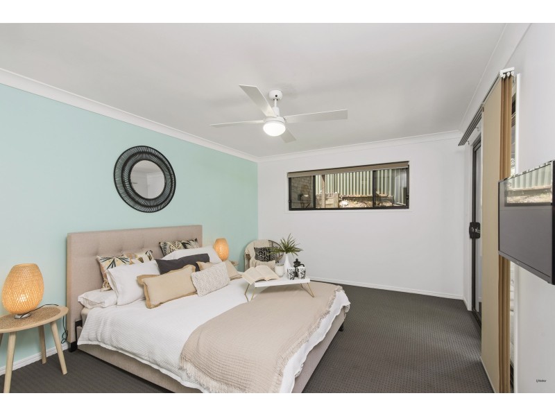 22 Swanbourne Way, Elanora QLD 4221