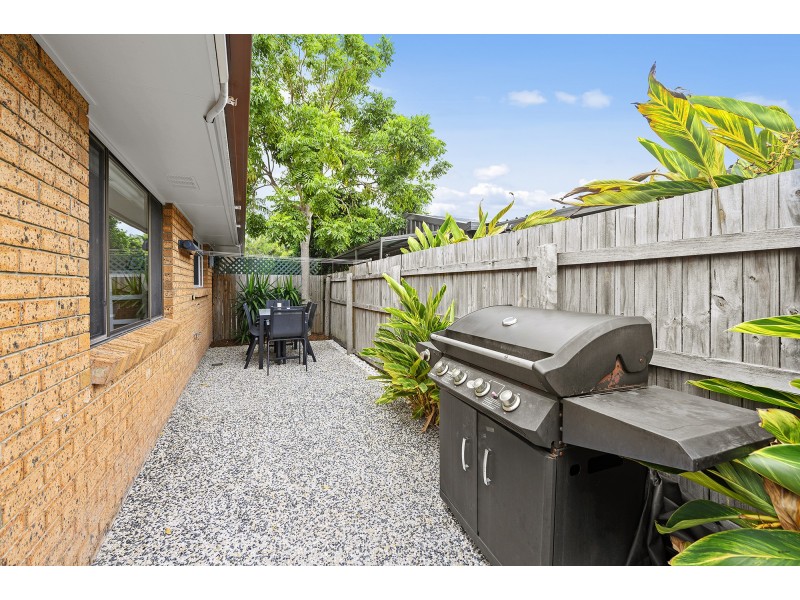 2/4 Cotinga Crescent, Burleigh Waters QLD 4220