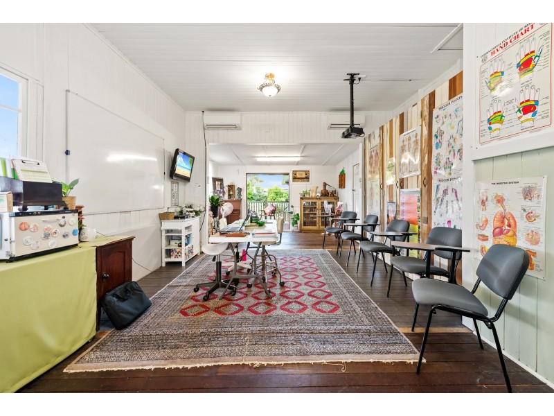 40 Currumbin Creek Road, Currumbin Waters QLD 4223