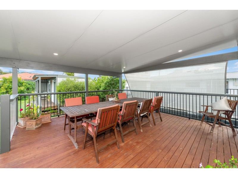 40 Currumbin Creek Road, Currumbin Waters QLD 4223