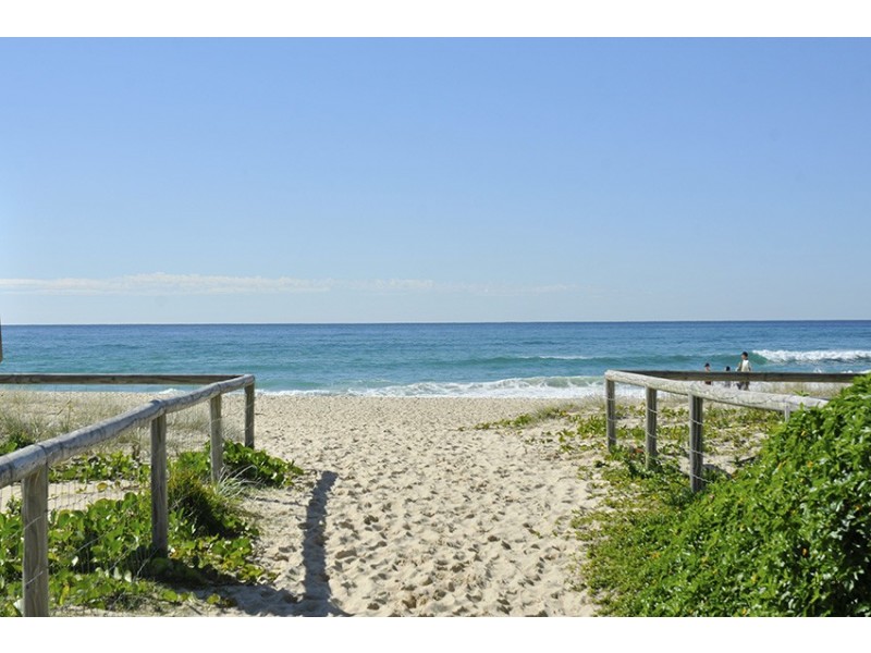 1111/10 Fifth Avenue, Palm Beach QLD 4221