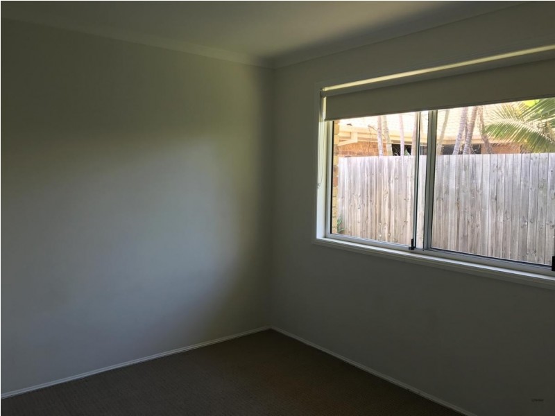 46 Cumberland Drive, Varsity Lakes QLD 4227
