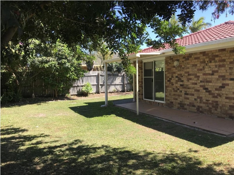 46 Cumberland Drive, Varsity Lakes QLD 4227