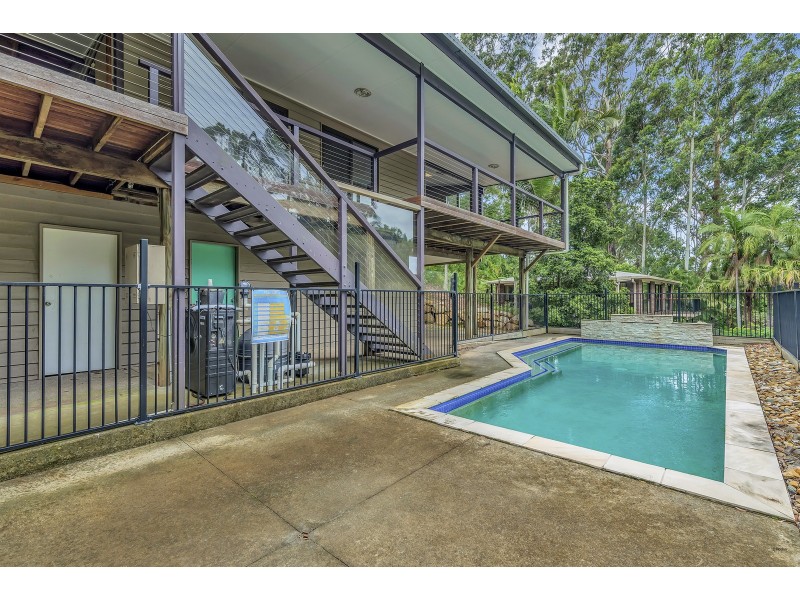 5 Fernleigh Court, Currumbin QLD 4223