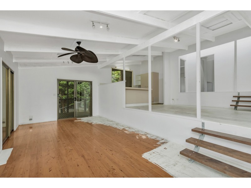 5 Fernleigh Court, Currumbin QLD 4223