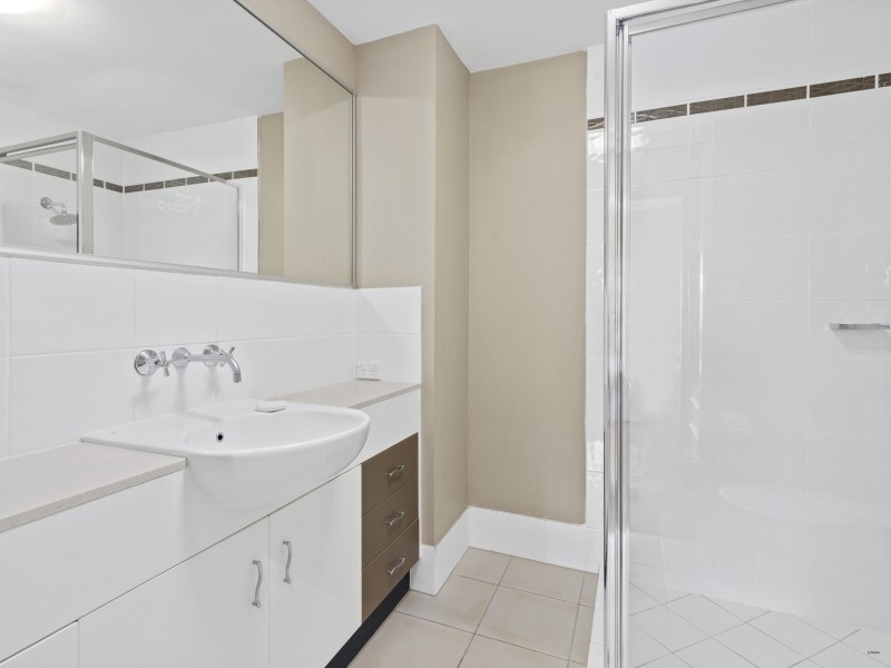 7/77 McLean Street, Coolangatta QLD 4225