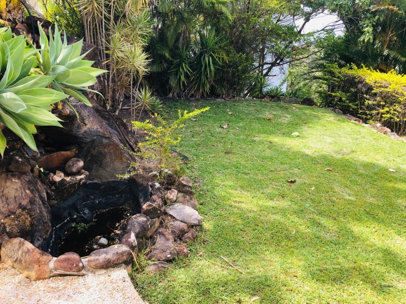 Elanora QLD 4221