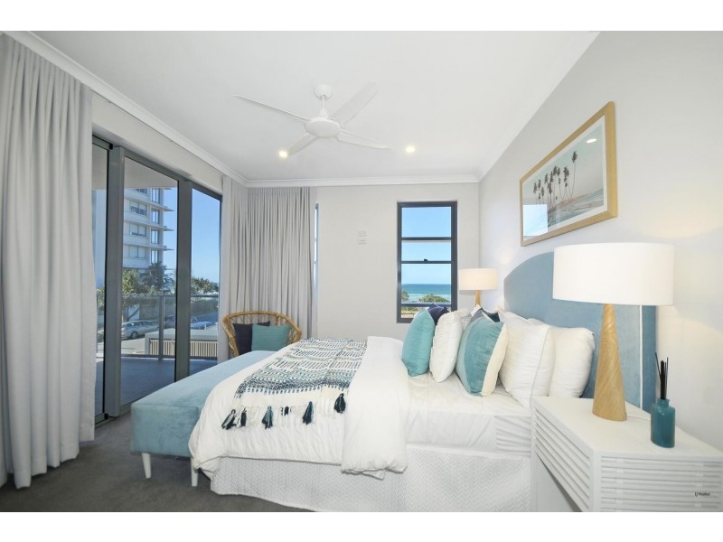 1/4 Twenty Seventh Avenue, Palm Beach QLD 4221