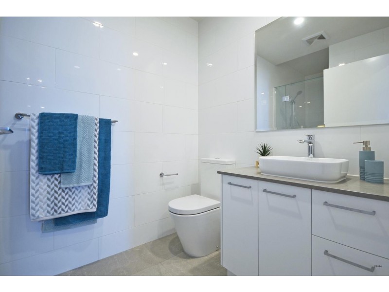 1/4 Twenty Seventh Avenue, Palm Beach QLD 4221