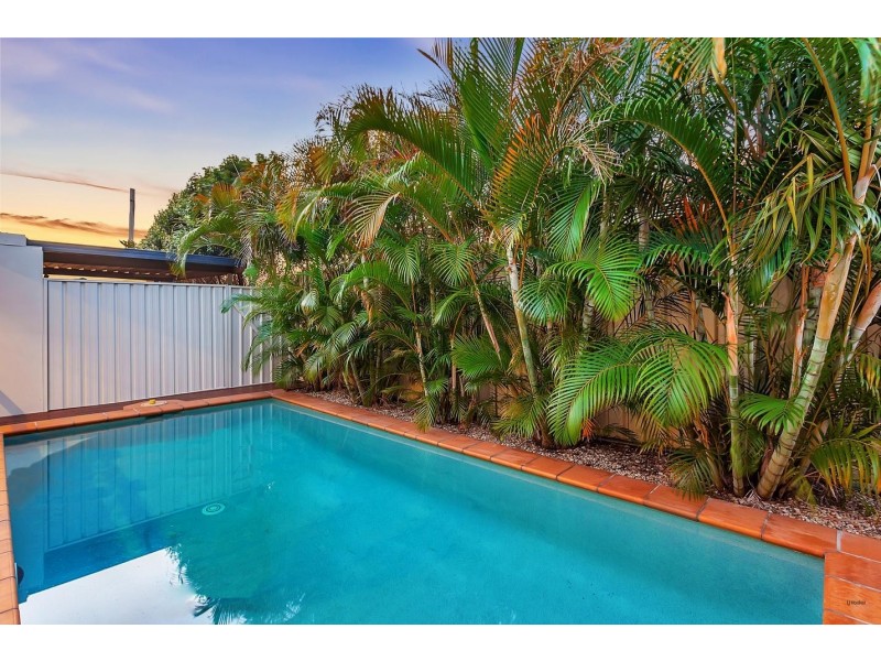 11 Tatha Avenue, Palm Beach QLD 4221