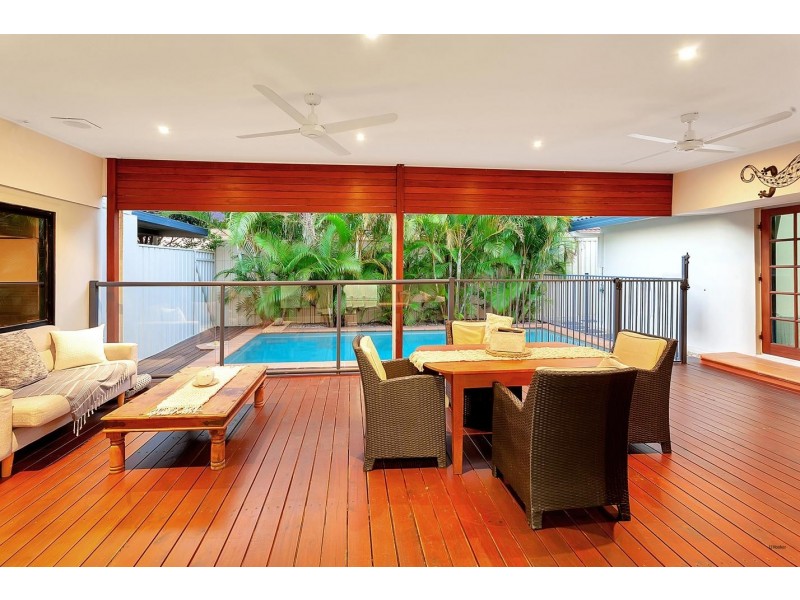 11 Tatha Avenue, Palm Beach QLD 4221