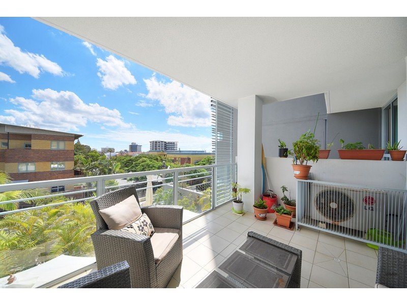 1203/10 Fifth Avenue, Palm Beach QLD 4221