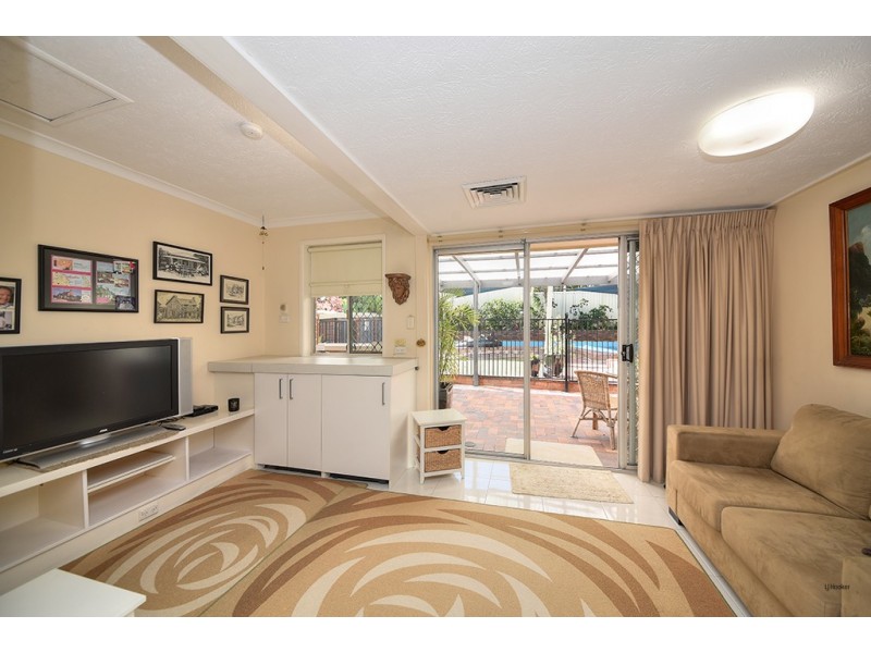 19 Tatha Avenue, Palm Beach QLD 4221