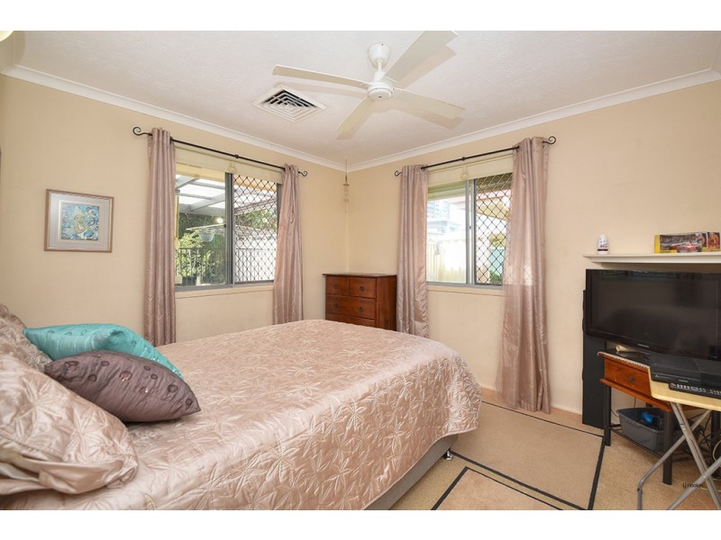 19 Tatha Avenue, Palm Beach QLD 4221