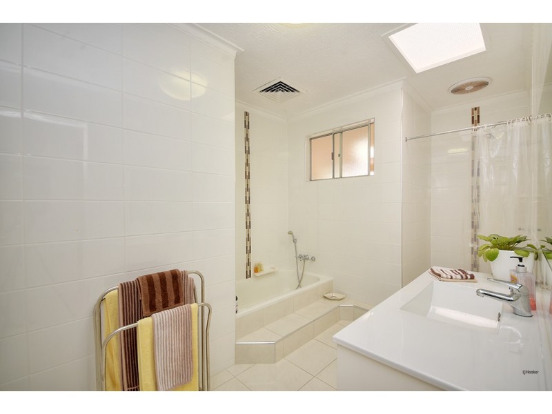 19 Tatha Avenue, Palm Beach QLD 4221