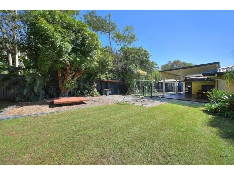 27 Colvillea Court, Palm Beach QLD 4221