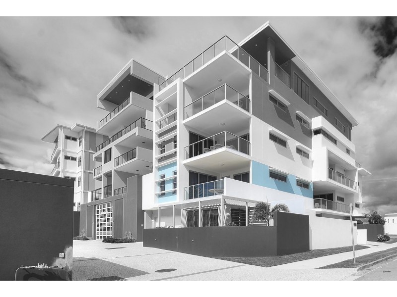 3/4 Twenty Seventh Avenue, Palm Beach QLD 4221